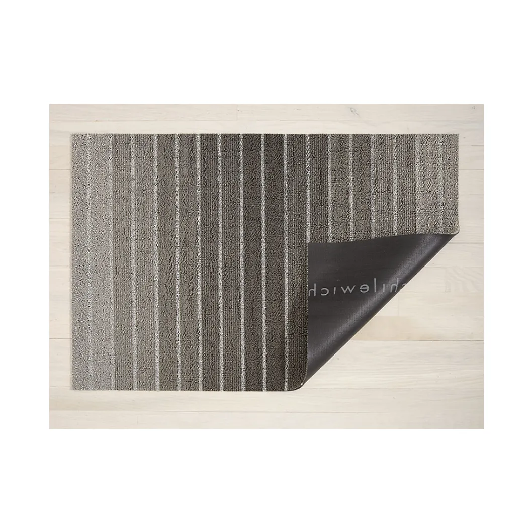 Chilewich Indoor Outdoor Shag Doormat - Taupe / 18x28"