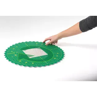 Omnigrid Rotating Cutting Mat 14"