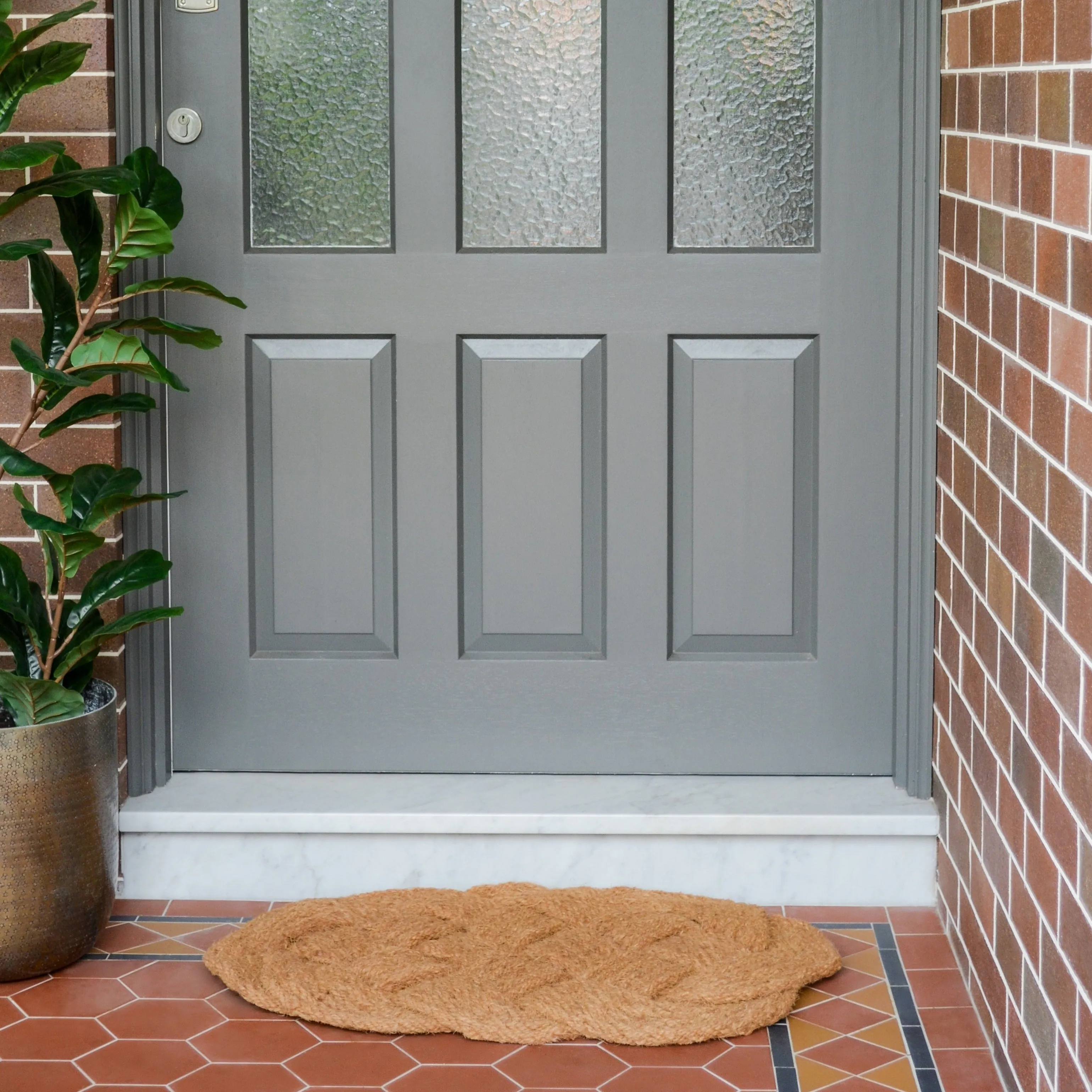 Periyar Plain Knotted Oval Coir Doormat