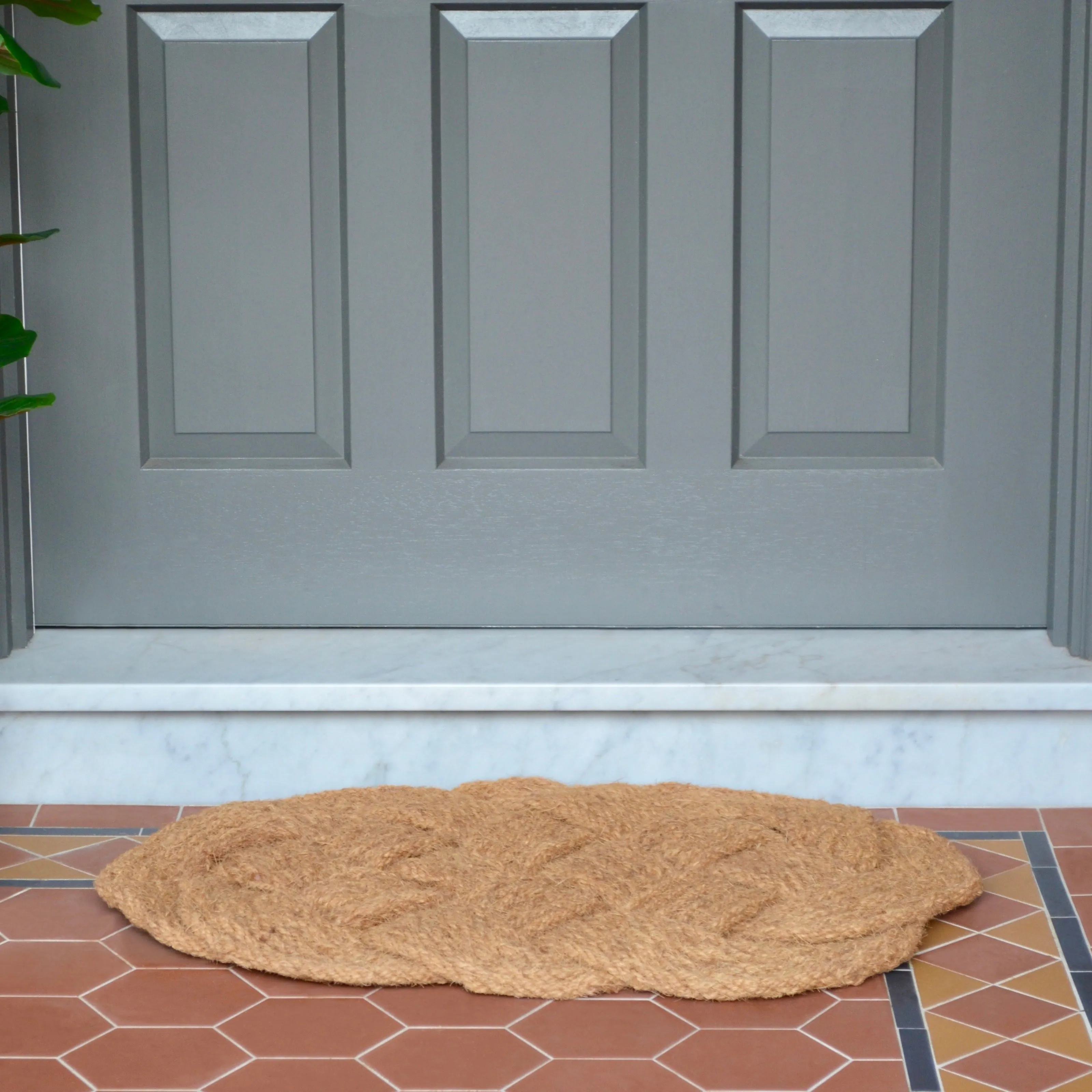 Periyar Plain Knotted Oval Coir Doormat